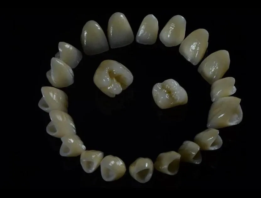 Layered Zirconia Crown Layered Zirconia Crown